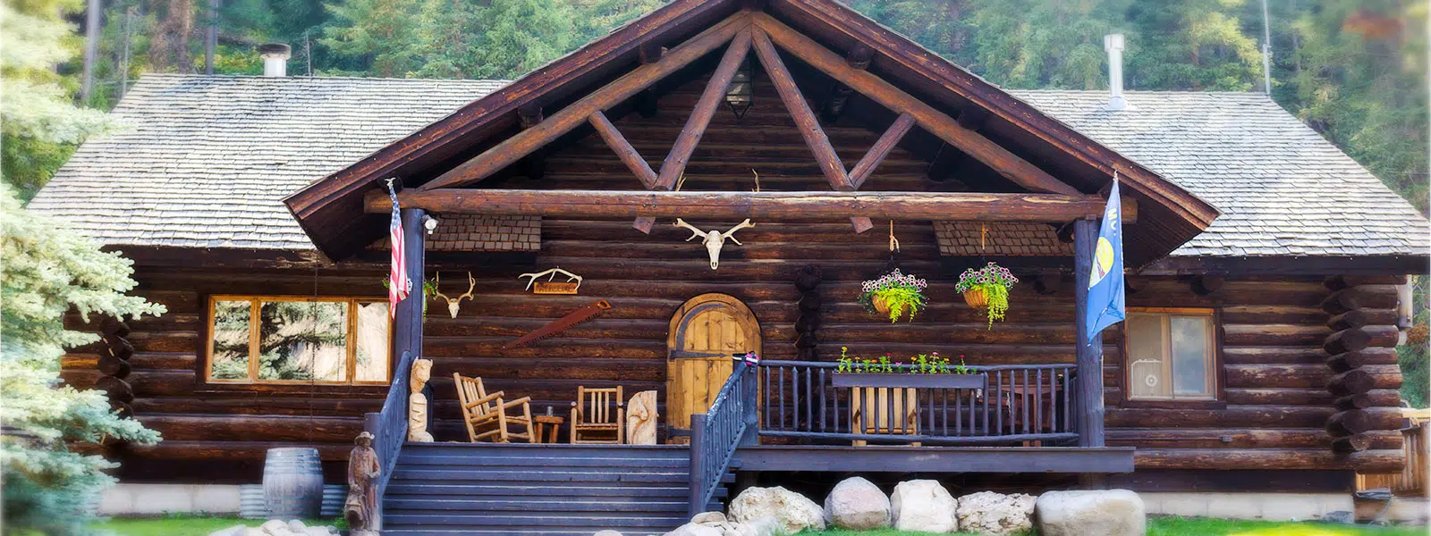Taylor Fork Lodge Exterior