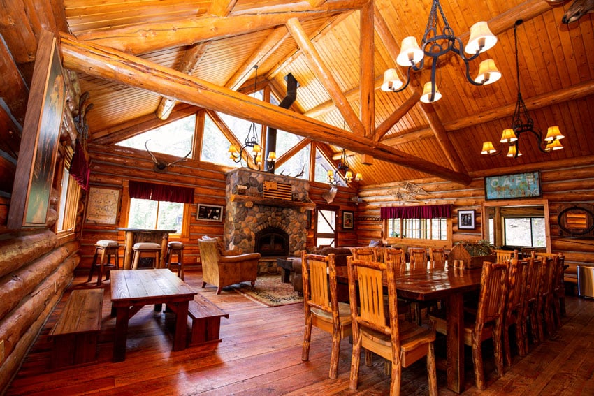 Interior Taylor Fork Lodge dining area