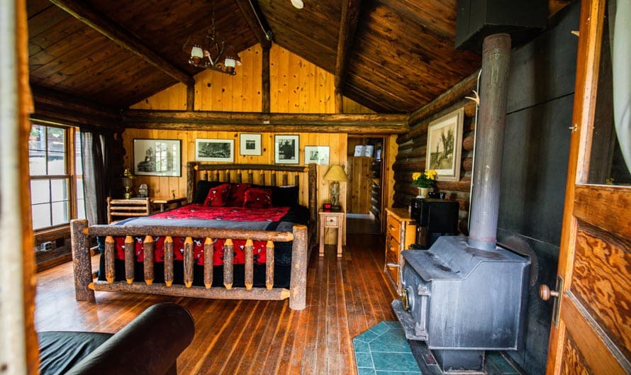 Cabin 5 bed and wood stove
